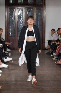 A model presents creations of Mexican designer César Flova during the Mercedes-Benz Fashion Week Mexico, in Mexico City, Mexico, 10 October 2018. The Mercedes-Benz Fashion Week Mexico closes the upcoming 14 October. Mercedes Benz Fashion Week in Mexico City !ACHTUNG: NUR REDAKTIONELLE NUTZUNG!  Copyright: xSashenkaxGutierrezx MEX12 20181010-636747995137741440