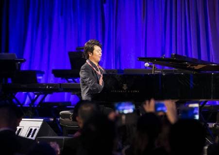 (181011) -- NEW YORK, Oct. 11, 2018 -- Pianist Lang Lang performs in a benefit gala for music education in the United States and China, in New York Oct. 10, 2018. Lang Lang raised 1.6 million U.S. dollars in the benefit gala during a celebration for the 10th anniversary of the Lang Lang International Music Foundation. ) (yy) U.S.-NEW YORK-PIANIST LANG LANG-BENEFIT GALA wangxying 