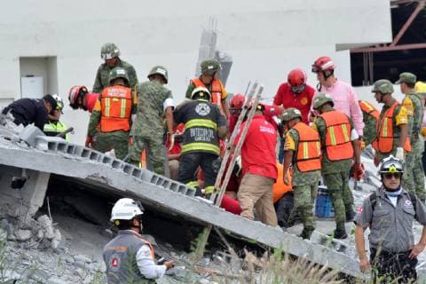 October 11 2018 EUM20181011NAC19 JPG MONTERREY N L Collapse New Leon 211 October 2018 The collapse of a three-story shopping center on the verge of being finished caused the death of at least seven construction workers on Thursday Photo Agency EL UNIVERSAL RCC  - ZUMAu78_ 20181011_zaf_u78_103 Copyright: xEmilioxVasquezxMorenox