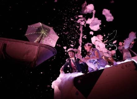 October 12, 2018 - EUM20181012CUL02.JPG.GUANAJUATO, Gto., Festival Festival-Cervantino.- Aspectos de la puesta en escena Alicia en el pais de las maravillas , de la compania alemana Theater Titanick, una version que aborda el tema de migracion; la noche de este jueves 11 de octubre del 2018 durante las actividades culturales de la edicion 46 del festival Internacional Cervantino. Foto: Agencia EL UNIVERSAL MAR.  - ZUMAu78_ 20181012_zaf_u78_003 Copyright: xAlejandraxLeyvax