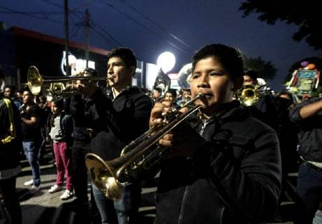 Faithfuls go to the Metropolitan Cathedral of Guadalajara during a pilgrimage in honor of the virgin of Zapopan, in Guadalajara, Jalisco state, Mexico, 12 October 2018. The fervor and devotion of thousands of penitents escorted with dancing and prayers the return of the virgin of Zapopan to her church, in the second largest religious pilgrimage in Mexico. Pilgrimage in honor of the Virgin of Zapopan in Guadalajara !ACHTUNG: NUR REDAKTIONELLE NUTZUNG!  Copyright: xDianaxdexlaxMorax GDL01 20181013-636749954792114365