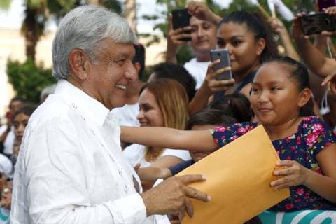 October 12 2018 EUM20181012POL09 JPG CITY OF MEXICO PoliticsPolitica AMLO President-elect Andres Manuel Lopez Obrador greets his supporters, takes photographs with them and receives the documents they give him during his thank-you tour in Merida Yucatan on Friday, October 12, 2018 Photo Agency EL UNIVERSALYadin XolalpaEELG  - ZUMAu78_ 20181012_zaf_u78_061 Copyright: xElxUniversalx