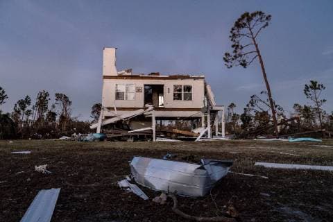 News Bilder des Tages Damaged and destroyed homes sit among lots of debris after Hurricane Michael slammed into Mexico Beach, Florida October 12, 2018. Michael hit the Florida panhandle October 10.  WAP20181012065 KENxCEDENO