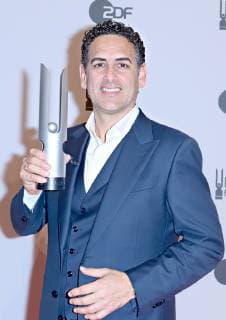 14 10 2018 xlakx Music Pop Opus Klassik 2018 Berlin emporer Juan Diego Flores with the award in hand at the presentation of the Opus Klassik 2018 at the Konzerthaus Berlin Berlin 14 10 2017 Music Pop Opus Klassik 2018 Berlin