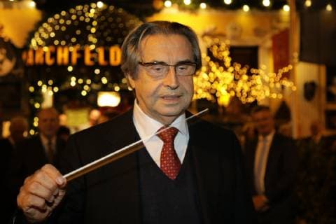 15 10 2018 Marchfelderhof German Wagram Presentation of the Golden Johann Strauß 2018 World premiere of the Vienna Philharmonic March Maestro Riccardo Muti Awarding of the Golden Johann Strauß 2018