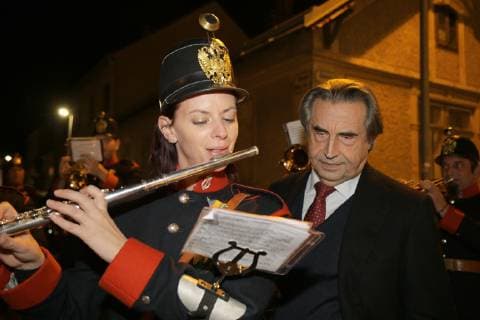 15 10 2018 Marchfelderhof German Wagram Presentation of the Golden Johann Strauß 2018 World premiere of the Vienna Philharmonic March Maestro Riccardo Muti Awarding of the Golden Johann Strauß 2018