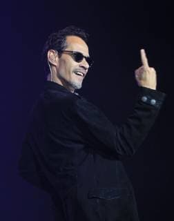 Entertainment Bilder des Tages Puerto Rican-born US singer Marc Anthony performs on stage during a concert as part of his Legacy Tour at the in the Palace of Sports of Mexico City, Mexico, 16 October 2018. Marc Anthony continues his tour around Mexico !ACHTUNG: NUR REDAKTIONELLE NUTZUNG!  Copyright: xMarioxGuzmánx MEX21 20181017-636753492658109637