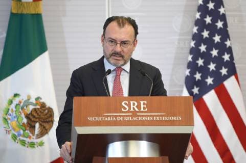 Foreign Minister of Mexico (SRE) Luis Videgaray delivers statements at the diplomatic headquarters in Mexico City, Mexico 19 October 2018. Videgaray reiterated today before Mike Pompeo, that Mexico s migration policy is sovereign, and that this is the case with the arrival of the caravan of Honduran migrants in the country. Videgaray reiterates to Pompeo that Mexico s immigration policy is sovereign !ACHTUNG: NUR REDAKTIONELLE NUTZUNG!  Copyright: xJoséxMéndezx MEX020 20181019-636755785199450876