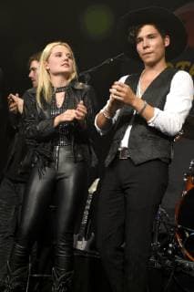 Laura van den Elzen and Mark Hoffmann live at the 1 Potato Music Festival in the Technikum München 20 10 2018 Foto:xP.xSchönbergerx xFuturexImage