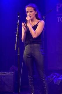 Amber van den Elzen live at the 1 Potato Music Festival in the Technikum München 20 10 2018 Foto:xP.xSchönbergerx xFuturexImage