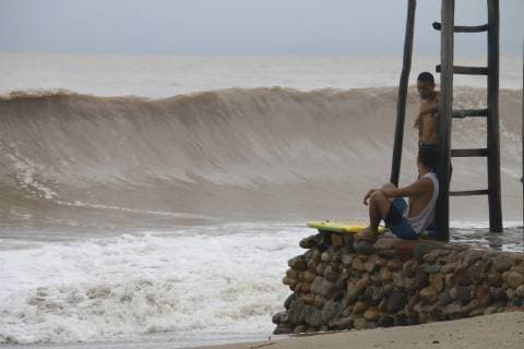 News Bilder des Tages A view of the sea in Puerto Vallarta, Jalisco, Mexico, 23 October 2018. Category 4 hurricane Willa approaches the Mexican coasts as Vicente degraded into a tropical depression according to the National Meteorological Service. Hurricane Willa approaches the Mexican coast and Vicente transforms into tropical depression !ACHTUNG: NUR REDAKTIONELLE NUTZUNG!  Copyright: xFranciscoxPerezx PVL02 20181023-636759276801317906