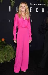 Julia Roberts at the Homecoming Movie Premiere on Los Angeles on 24 10,2018 Homecoming Film Premiere in Los Angeles 2018