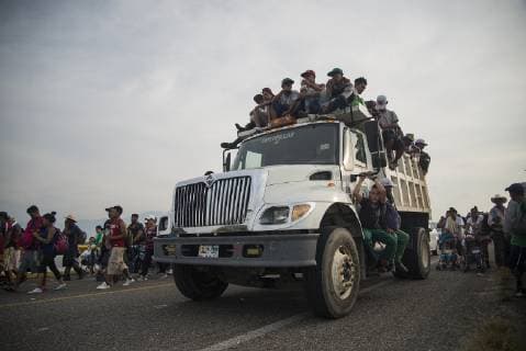 Thousands of Central-Americans continue their journey to the United States, in Arriaga, Chiapas, Mexico, 27 October 2018. Many of the seven thousand immigrants who joined the migration caravan which lefr Honduras past 13rd October have demanded asylum in. Central-American immigrants caravan in Mexico !ACHTUNG: NUR REDAKTIONELLE NUTZUNG!  Copyright: xLuisxVillalobosx ARR05 20181027-636762737133677216