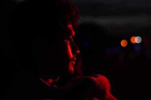 October 29, 2018 - Santiago Niltepec, Oaxaca, Mexico - Central American migrants continue their trek accross Mexico toward the US, Monday to the town of Santiago Niltepec in Oaxaca state on Monday. A Honduran migrant holds his baby, as the number of migrants in the caravan has dropped as people become discouraged or too tired to carry on, President Trump is planning to send 5200 American troops to the border to stop what he calls an Ã¢â‚¬oeinvasion. Santiago Niltepec Mexico - ZUMAl113 20181029_zap_l113_001 Copyright: xMiguelxJuarezxLugox