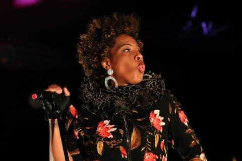 Entertainment Bilder der Woche KW44 Entertainment Bilder des Tages Macy Gray bei einem Konzert im Astra Kulturhaus in Berlin, 30. Oktober 2018. Konzert Macy Gray in Berlin *** Macy Gray at a concert in the Astra Kulturhaus in Berlin 30 October 2018 Concert Macy Gray in Berlin