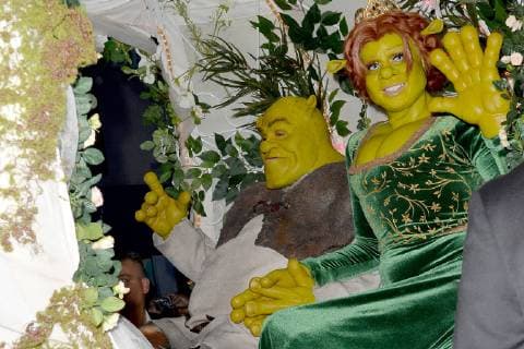 Entertainment Bilder der Woche KW44 Entertainment Bilder des Tages October 31, 2018 - New York, NY, USA - October 31, 2018 New York City..Heidi Klum and her new boyfriend,Tom Kaulitz dress as Shrek & Fiona for Halloween on October 31, 2018 in New York City. New York USA  - ZUMAny1_ 20181031_zaf_ny1_171 Copyright: xKristinxCallahanx