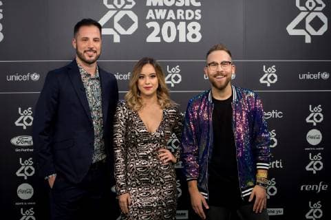 Radio hosts (L-R) Karin Herrero, Cris Regatero and Felix Castillo, arrive at the annual Los 40 Music Awards gala, at the Wizink Center, in Madrid, Spain, 02 November 2018. Los 40 Music Awards in Madrid !ACHTUNG: NUR REDAKTIONELLE NUTZUNG!  Copyright: xLucaxPiergiovannix GRAF226 20181102-636767921566323605
