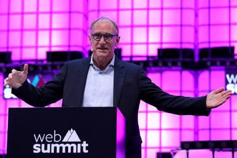 November 5, 2018 - Lisbon, Portugal - World Wide Web s Inventor and Web Foundation s Founding Director Tim Berners-Lee speaks during the Web Summit 2018 in Lisbon, Portugal on November 5, 2018. Lisbon Portugal  - ZUMAn230 20181105_zaa_n230_308 Copyright: xPedroxFiuzax