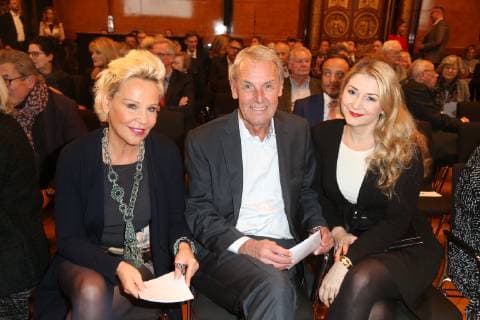 Hamburg Susanne Bausch Jörg Wontorra Sandra Quadflieg Child Protection Prize Heros Heart 2018 of the Lunch Children Foundation in Hamburg City Hall on 5 11 2018