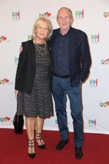 Hamburg Mike Krüger with wife Birgit Child Protection Prize Heros Heart 2018 of the Lunchtime Children Foundation in Hamburg City Hall on 5 11 2018