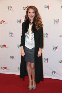 Hamburg TV presenter Mara Bergmann Child Protection Prize Heldenherz 2018 of the Mittagskinder Foundation in Hamburg City Hall on 5 11 2018