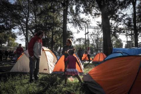 November 6, 2018 - EUM20181106NAC02.JPG.CIUDAD DE MEXICO Migration Migracion-Caravana.- Migrantes provenientes de distintos paises de Centroamerica permanecen, por tercer dia consecutivo, en las instalaciones del Estadio Jesus Martinez Palillo , en la alcaldia de Magdalena Mixhiuca, donde descansan para posteriormente continuar su recorrido con direccion a la frontera norte de Mexico, el martes 6 de octubre de 2018. Foto: Agencia EL UNIVERSAL Garcia EVZ  - ZUMAu78_ 20181106_zaf_u78_003 Copyright: xJuanxCarlosxReyesx