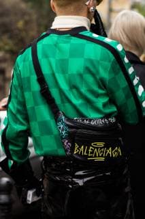 A chic showgoer attending Mercedes-Benz Fashion Week in Tbilisi, Georgia - Nov 2, 2018 - MBFWTbilisi: Spring 2019 Street Style Day 2, Tbilisi Georgia  Copyright: xAlexanderxCxLuquex h_00564216