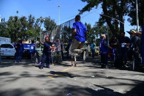 November 6, 2018 - EUM20181106NAC44.JPG .CIUDAD DE MEXICO, MigrationMigracion-Caravana.- Migrantes provenientes de distintos paises de Centroamerica permanecen en las instalaciones del Estadio Jesus Martinez Palillo , en la alcaldia de Iztacalco, al Oriente de la Ciudad de Mexico, en donde descansan para continuar su recorrido con direccion a la frontera norte de Mexico, tres dias despues de que llegara el primer grupo al recinto. 6 noviembre 2018. Foto: Agencia EL UNIVERSALAFBV.  - ZUMAu78_ 20181106_zaf_u78_119 Copyright: xElxUniversalx