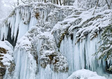 Icicle veil falls at the Ammer Bavaria Copyright: xMEVx ALLMV146019