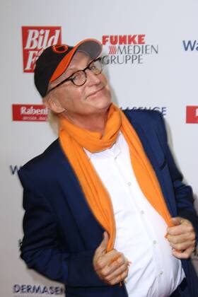 Otto Waalkes at the award ceremony Golden Picture of Woman on 7 11 2018 in Hamburg Golden Picture of Woman Award 2018 in Hamburg