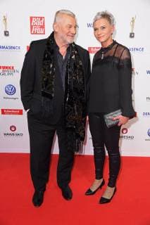 Heinz Hoenig with his wife Annika Kaersten at the award ceremony Die Goldene Bild der Frau at the Stage Operettenhaus in Hamburg on 07 11 2018
