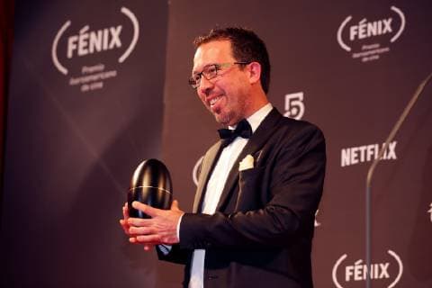 Paraguayan director Marcelo Martinessi with the Fenix Award, in Mexico City, Mexico, 7 November 2018. Colombian film PAjaros de verano and Argentine Film Zama , which started as favorites of the Fenix Awards of Ibero-American films, did not disappoint and became the films with the highest number of awards in the fifth edition of the event. Fenix Awards of Ibero-American films !ACHTUNG: NUR REDAKTIONELLE NUTZUNG!  Copyright: xMarioxGuzmanx AME395 20181108-636772603063693267