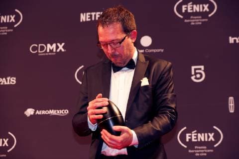Paraguayan director Marcelo Martinessi with the Fenix Award, in Mexico City, Mexico, 7 November 2018. Colombian film PAjaros de verano and Argentine Film Zama , which started as favorites of the Fenix Awards of Ibero-American films, did not disappoint and became the films with the highest number of awards in the fifth edition of the event. Fenix Awards of Ibero-American films !ACHTUNG: NUR REDAKTIONELLE NUTZUNG!  Copyright: xMarioxGuzmanx AME393 20181108-636772603677654263