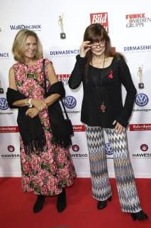 Andrea L Arronge and Katja Ebstein at the 12th Award of the Golden Picture of Woman 2018 in the Stage Operettenhaus Hamburg 07 11 2018 Foto:xH.xHartmannx xFuturexImage