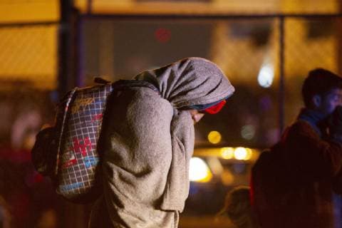 News Bilder des Tages Mexiko, Migranten setzen ihren Weg zur US-Grenze fort November 10, 2018 - EUM20181110NAC51.JPG.QUERETARO, Qro., MigrantsMigrantes-Caravana.- Integrantes de la caravana migrante que salieron de la Ciudad de Mexico la manana de este sabado 10 de noviembre del 2018, llegan al Estadio Corregidora en la capital queretana, pese a las sugerencias de llegar al albergue instalado en San Juan del Rio, prefirieron llegar a este lugar. Foto: Agencia EL UNIVERSALMAR.  - ZUMAu78_ 20181110_zaf_u78_125 Copyright: xElxUniversalx