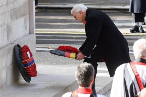 News Themen der Woche KW45 News Bilder des Tages (181111) -- LONDON, Nov. 11, 2018 -- German President Frank-Walter Steinmeier attends the annual remembrance ceremony marking the 100th anniversary of the end of the First World War in London, Britain on Nov. 11, 2018. Queen Elizabeth II was joined on Sunday morning by thousands of former and current soldiers, leading politicians and diplomats in marking the 100th anniversary of the end of the First World War at the annual Remembrance Day parade in central London. )(dh) BRITAIN-LONDON-WWI-100TH ANNIVERSARY RayxTang 