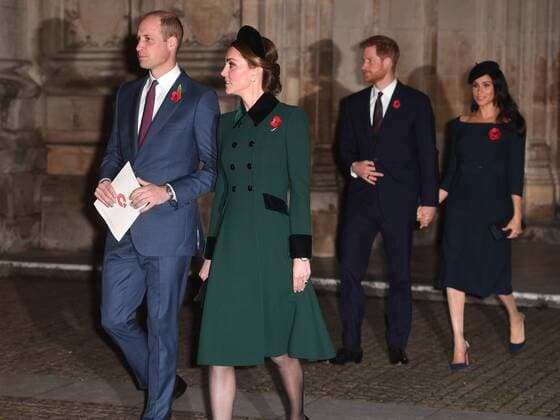 . 11 11 2018. London, United Kingdom. Remembrance Sunday and the Centenary of the Armistice. Queen Elizabeth II accompanied by members of the Royal family including Prince Charles, Prince of Wales and Camilla, The Duchess of Cornwall, Prince William, Duke of Cambridge and Catherine, The Duchess of Cambridge, Prince Harry, The Duke of Sussex and Meghan, The Duchess of Sussex , leaving after a service to mark the centenary of the Armistice at Westminster Abbey in London. xAndrewxParsonsx xi-Imagesx IIM-18831-0144