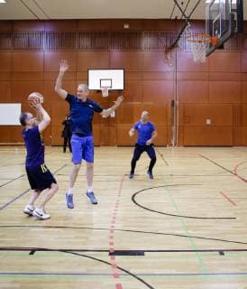 Federal Foreign Minister Heiko Maas l SPD meets German and Chinese youths as part of a basketball training under the direction of Alba Berlin at the German Embassy School in Beijing and plays with Henning Harnisch Basketball 12 11 2018 Beijing Beijing China Copyright: xIngaxKjerx