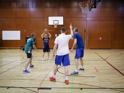 Federal Foreign Minister Heiko Maas SPD meets German and Chinese youths as part of basketball training under the direction of Alba Berlin at the German Embassy School Beijing 12 11 2018 Beijing Beijing China Copyright: xIngaxKjerx