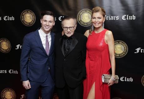 Chance Armstrong King, Larry King and Shawn King arrive on the red carpet when the Friar s Club Honors Billy Crystal with their Entertainment Icon Award at The Ziegfeld Ballroom on November 12, 2018 in New York City.  NYP20181112216 JOHNxANGELILLO