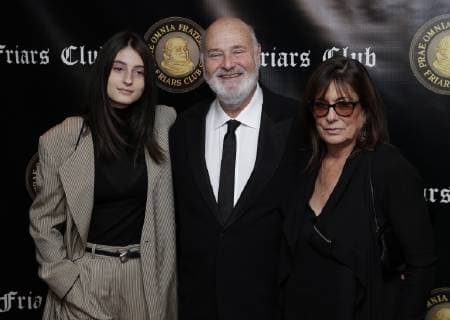 Rob Reiner arrives on the red carpet when the Friar s Club Honors Billy Crystal with their Entertainment Icon Award at The Ziegfeld Ballroom on November 12, 2018 in New York City.  NYP20181112217 JOHNxANGELILLO