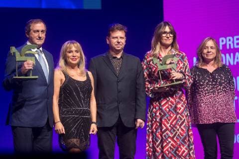 TVE Director Eladio Jareno (L), members of the show Operacion Triunfo Tinet Rovira (C) and Noemi Galera (2R) and TVE Enterteinment Director Toni Prieto (2L) receive the Ondas National Television Award to the Best Entertainment Show during the 65th Ondas Awards, at the Gran Teatre del Liceu, in Barcelona, Catalonia, Spain, 14 November 2018. 65th Ondas Awards !ACHTUNG: NUR REDAKTIONELLE NUTZUNG!  Copyright: xQuiquexGarciax GRAF8763 20181115-636778418412928169
