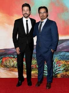 14 November 2018 - Los Angeles, California - Diego Luna, Michael Pena. Netflix s Narcos: Mexico Season 1 Premiere held at Regal Cinemas LA Live. Photo Credit: Birdie Thompson AdMedia 232396 2018-11-14 CA Los Angeles Etats-Unis  Copyright: xAdMediax STAR_232396_025