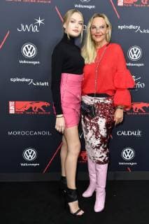 Cheyenne Savannah Ochsenknecht with mother Natascha Ochsenknecht at the presentation of the Bunte New Faces Award Style 2018 at Spindler Klatt Berlin 15 11 2018 Foto:xF.xKernx xFuturexImage