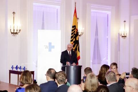 Frank Walter Steinmeier at the 20th Media Award Childrens Rights in the One World of Kindernothilfe in Schloss Bellevue Berlin 15 11 2018 Foto:xM.xDelamerx xFuturexImage