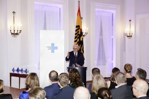 Frank Walter Steinmeier at the 20th Media Award Childrens Rights in the One World of Kindernothilfe in Schloss Bellevue Berlin 15 11 2018 Foto:xM.xDelamerx xFuturexImage