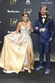 Sylvie Meis and Riccardo Simonetti at the 70 Bambi Awards 2018 at the Stage Theater am Potsdamer Platz Berlin 16 11 2018 Foto:xA.xBuggex xFuturexImage
