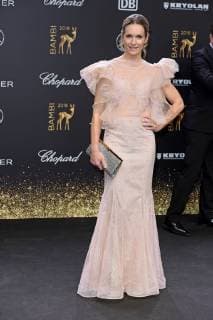 Lisa Martinek in Lana Mueller BAMBI 2018 Red carpet in the Theater am Potsdamer Platz in Berlin on 16 11 2018