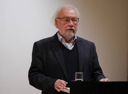 Dr Siegfried Heimann habilitated political scientist and private lecturer at the FU Berlin Deutschland Berlin Willy Brandt Haus Book presentation History of the SDS The Socialist German Student Union 1946 1970 20 11 2018
