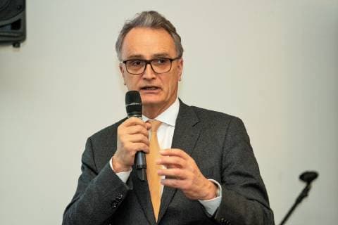 Andreas Rieckhof State Councillor of the Transport Authority Portrait Portrait Bicycle repair shop with the First Mayor Dr Peter Tschentscher Press meeting on the status and results of the promotion of cycling in the Hamburg Hamburg Germany Energy bunker Wilhelmsburg
